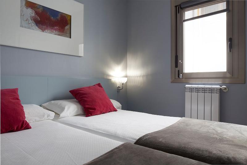 Hotel & Suites Arrizul Gros San Sebastián Kültér fotó